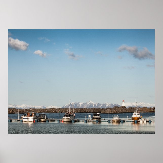 Fiskebåtar i Lofoten-öarna Poster (Framsidan)