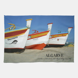 Fiskebåtar på Algarve's Beach Photo Kökshandduk