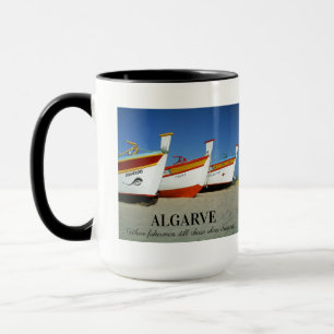 Fiskebåtar på Algarve's Beach Photo Mugg