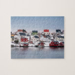Fiskebyn med färglösa Reine-fiskar Artic Travel Pussel<br><div class="desc">Den här matade pusslet i pusslet har den färgade fiskesammen Reine i Artic. #jigszawa #jigsawpuzzle #stockingstuffers #Gamlar</div>