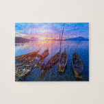 Fiskebyn Sunrise Thailand Pussel<br><div class="desc">Detta fantastiska pussel har en soluppgång över fiskesammen Samchong-Tai,  Phangnga i Thailand. #trip #sjölandskap #landcaper #puzzle #jigszle #jigsawpuzzle #Gamle #roligt #gifts # #match #match #by #sea #string #ö #soluppgång #jord #helgdagar #semester #thailand</div>