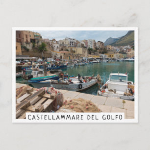 Fiskefartyg i hamnen i Castellammare del Golfo Vykort