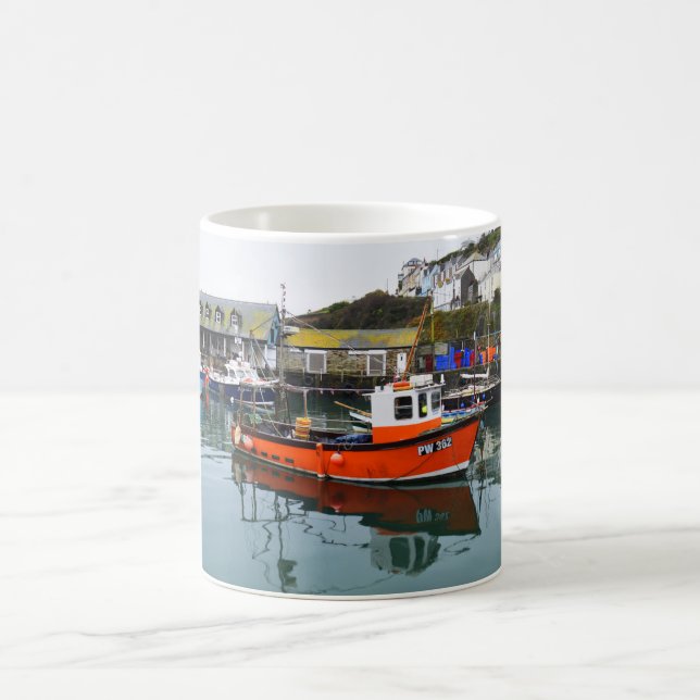 Fiskefartyg i hamnen i Mevagissey Kaffemugg (Center)
