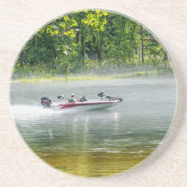 Fiskefartyg på väg underlägg (Framsidan)