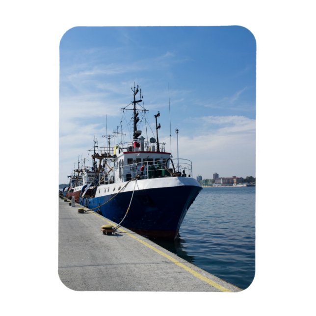 Fiskefartyg vid förtöjning magnet (Vertikal)