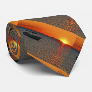 Fiskefartyg vid sunset, Orange Himlar Slips