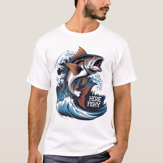 Fiskfärdighet Här - Fiske Graphic Funny T-Shirt (Framsida)