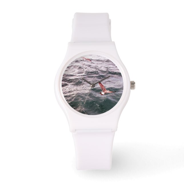 FISKMÅSAR SOM FLYTER ÖVER HAVET VÅGAR ARMBANDSUR (Framsida)