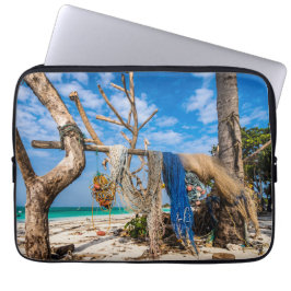 Fisknät som torkar på stranden laptop fodral