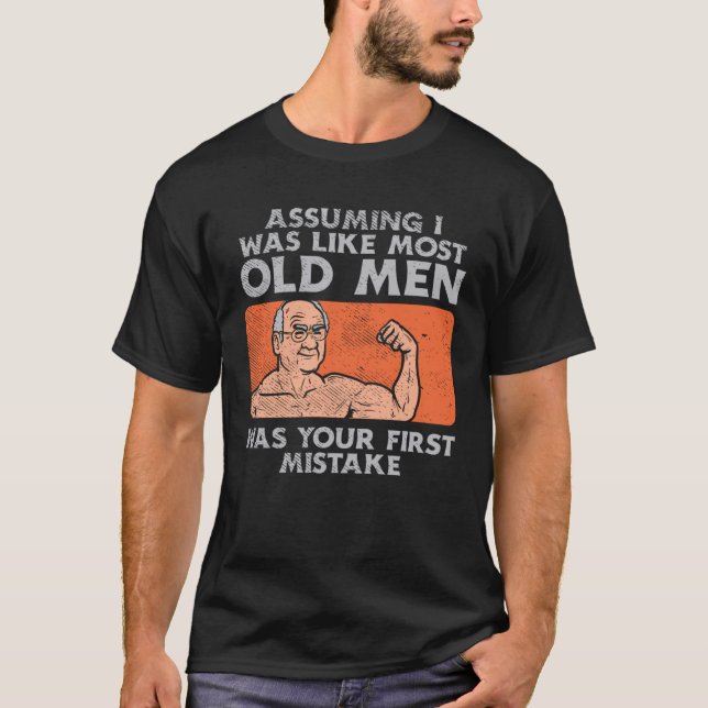 Fit Old Man Weightlifting Workout T Shirt (Framsida)