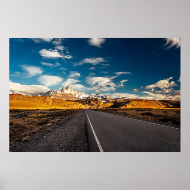 Fitz Roy In God Light Poster (Framsidan)