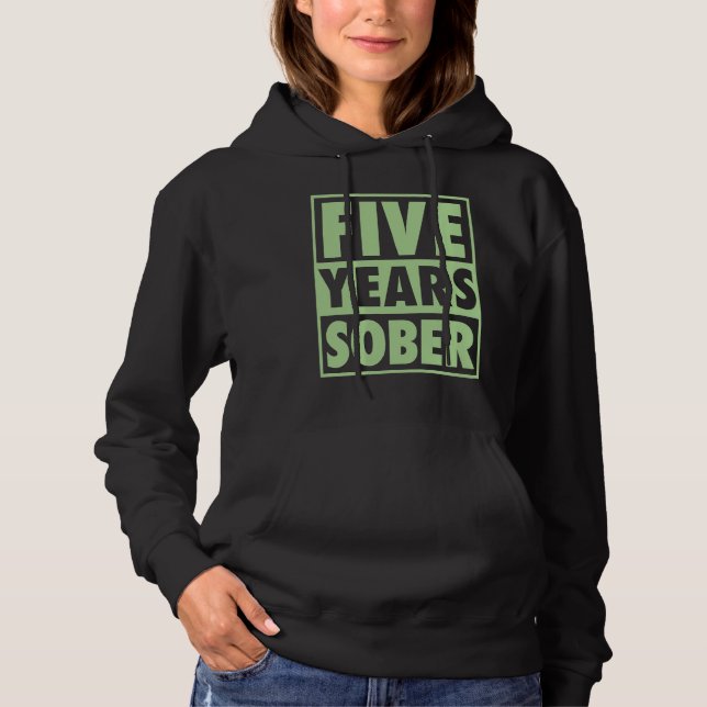 Five Years Sober Recovering 5 Years Sobriety Anniv T Shirt (Framsida)