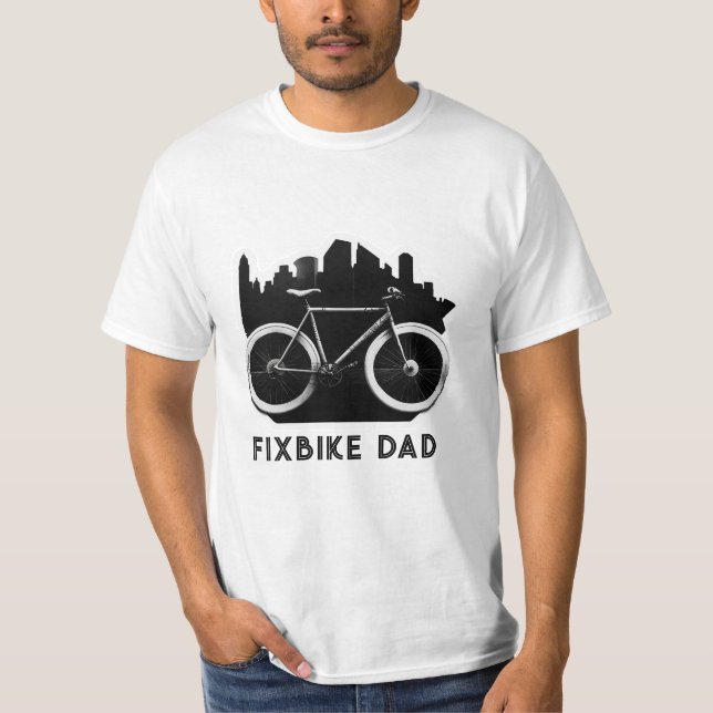 Fixcycle Pappa. Svartcykel för far. Cykelförare T Shirt (Framsida)