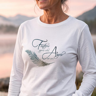 Fjädrar syns änglar nära minnescitat t shirt