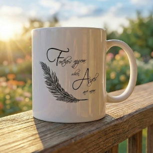 Fjädrar visas när Änglar är nära Kaffemugg