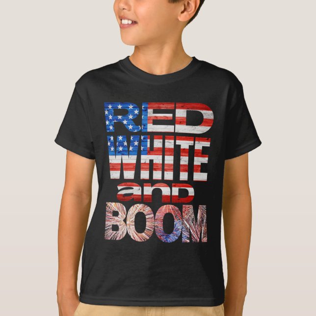 Fjärde juli: Red White och Boom Fireworks Finale T Shirt (Framsida)