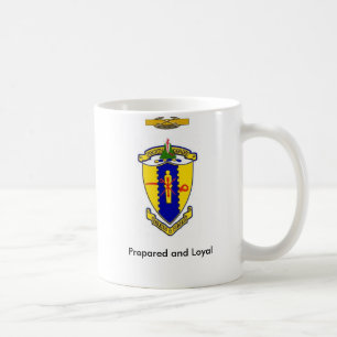 Fjärde kavalleri krönar, mottoen och CCB Kaffemugg