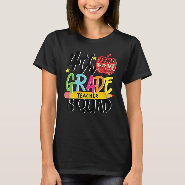 Fjärde Klass-torget I fjärde Klass-lärartorget bak T Shirt (Framsida)