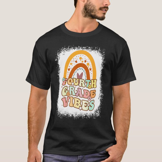 Fjärde Klassens Vibrationer Regnbåge Blekt Retro F T Shirt (Framsida)