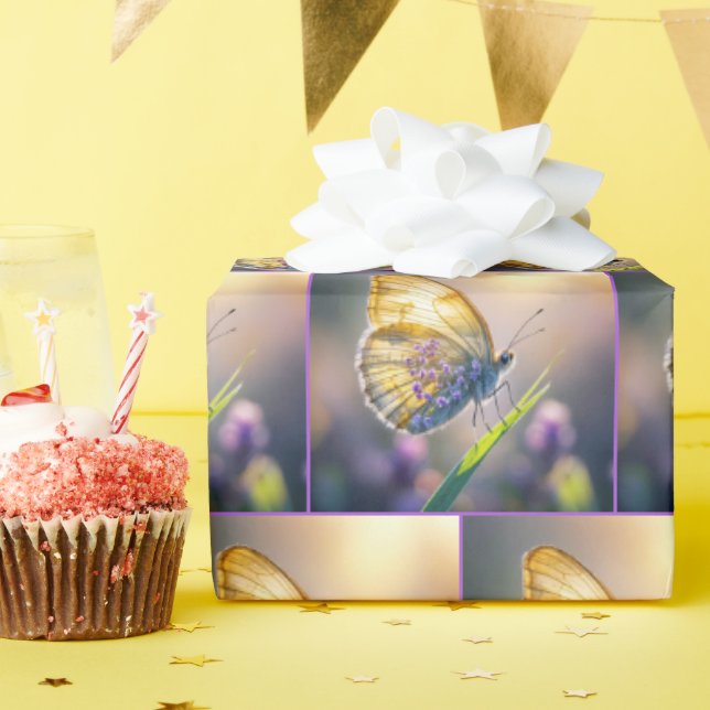 fjäril med Lila blommor Presentpapper (Födelsedagsfest)