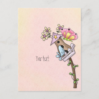 Fjäril och fågel möts vid fågelhuset vykort