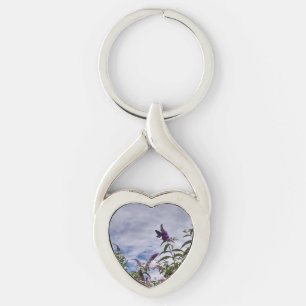 fjäril på blommans Hjärtnyckelring Twisted Heart Silverfärgad Nyckelring