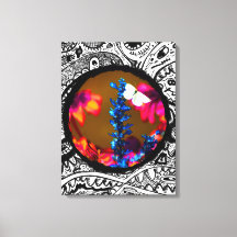 fjäril på en blomma