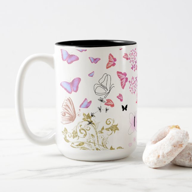Fjärilar & blommor-mugg | Vacker blom- fjärilsdesi Två-Tonad Mugg (Med munk)