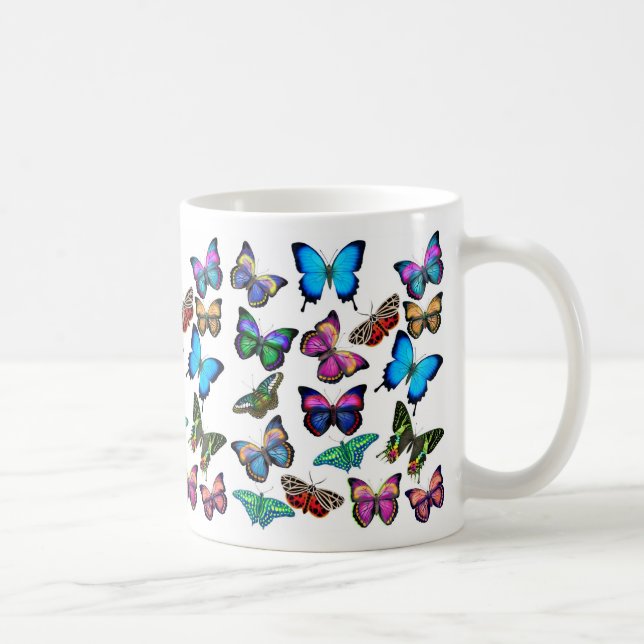 Fjärilar som fladdrar vid muggen kaffemugg (Höger)