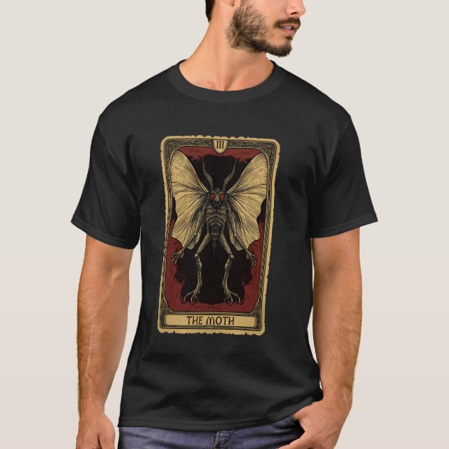 Fjärilen Mothman Kryptid Kryptozoologi Tarotkort T Shirt (Framsida)