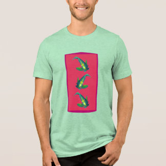 Fjärilsfisk - Elegans på Magenta-nyanserad Bakgrun T Shirt