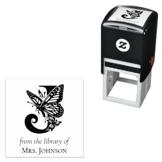Fjärilsmonogram med bokstaven J Från bibliotek av Självfärgande Stämpel