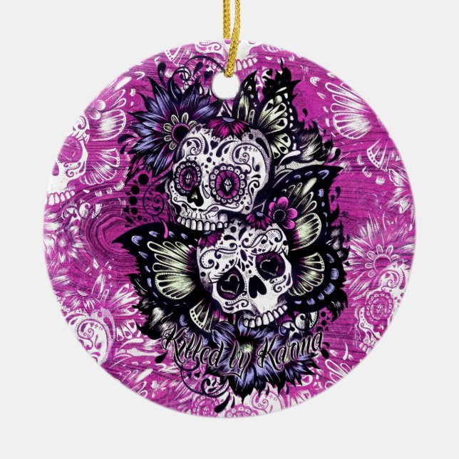 Fjärilssockerdöskallar på rosa wood grund julgransprydnad keramik (Framsidan)