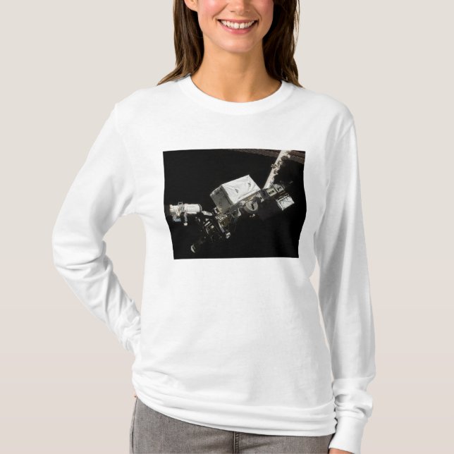 Fjärrstyrningssystemets robot arm tee (Framsida)
