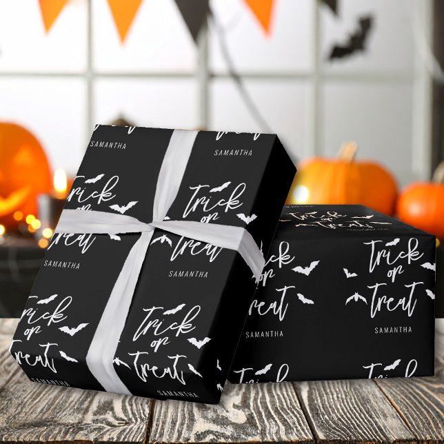 Fladdermus och Bus eller godis Typografi Halloween Presentpapper (Skapare uppladdad)