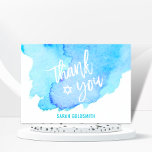Fladdermus Pub Mitzvah Watercolor Turkvoise Blue Tack Kort<br><div class="desc">Tack till gästerna med den vackra vattenfärgen Pub Mitzvah tack vare era kort. White brev med David stjärna i mitten. Vattenfärgsblått,  turkos färg. Blanka kort,  rum till skriva,  personligt meddelande. Hämta matchande samling!</div>