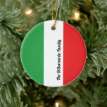 Flagga av den italienska Flagga Italien Personlig Julgransprydnad Keramik<br><div class="desc">Ett enkelt italienskt Flagga för att anpassa sig till din familj namn eller en familjemedlem namn. Grönt vit och röd med en mall med fet,  svart skript som är lätt att läsa.</div>