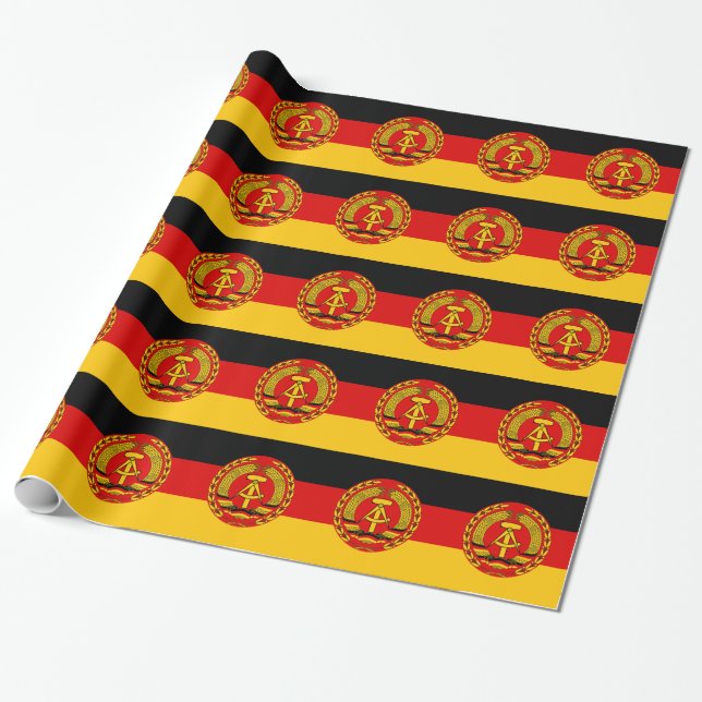 Flagga av East Germany - Flagge der DDR (GDR) - Presentpapper (Utrullad)
