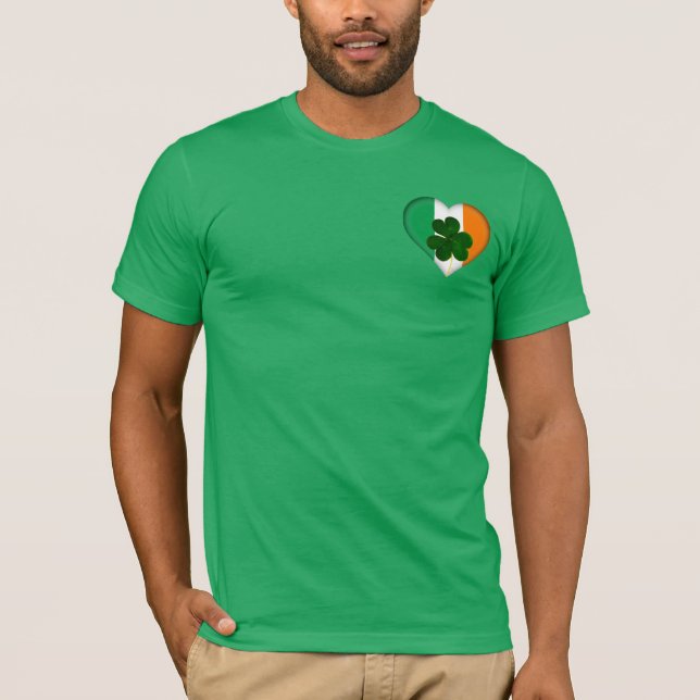 Flagga av Ireland Heart med Shamrock St. Patrick T Shirt (Framsida)
