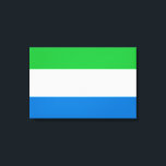 Flagga av Sierra Leone Canvastryck<br><div class="desc">Denna konstruktion omfattar den nationella flagga Sierra Leone (officiellt känd som Republiken Sierra Leone och informellt känd som Salone), som är land på Afrikans sydvästra kusten. Sierra Leone gränsar av Liberia till sydöstra delen och till nordöstra delen till Guinea. Land i Sierra Leone har ett tropiskt klimat med olika miljöer,...</div>