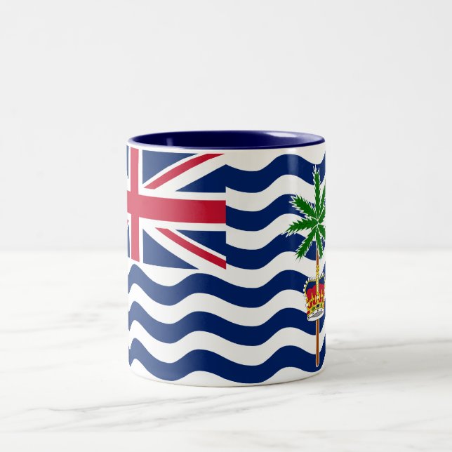 Flagga för Brittiska territoriet i Indiska oceanen Två-Tonad Mugg (Center)