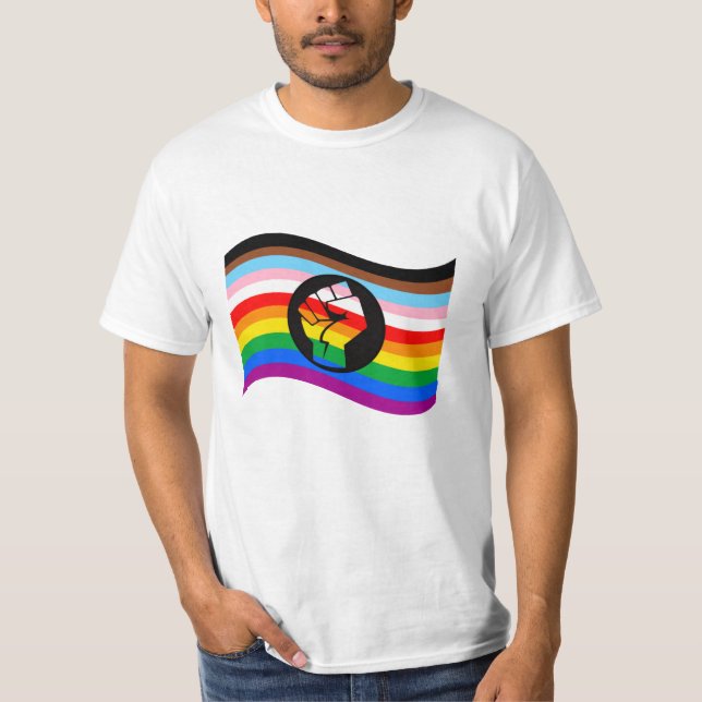 Flagga för QPOC-Pride T Shirt (Framsida)