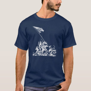 Flagga för WWII som Iwo Jima lyfter, vit T Shirt