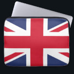 Flagga i Förenade kungariket Laptop Fodral<br><div class="desc">Förenade kungarikets nationella flagga är Union Jack,  även känt som Union Flagga. Flagga består av det röda korna av Saint George (skyddshelgon of England),  i vitt,  som läggs ovanpå St Patrick Kor (skyddshelgon of Ireland),  som läggs ovanpå Saltire of Saint Andrew (Skottlands skyddshelgon)</div>