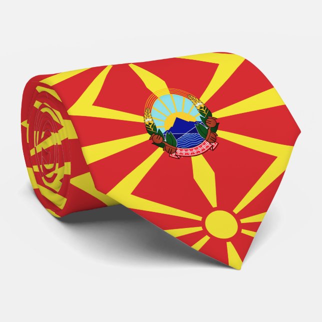 Flagga NordMakedonien (närmare uppgifter om emblem Slips (Rullad)