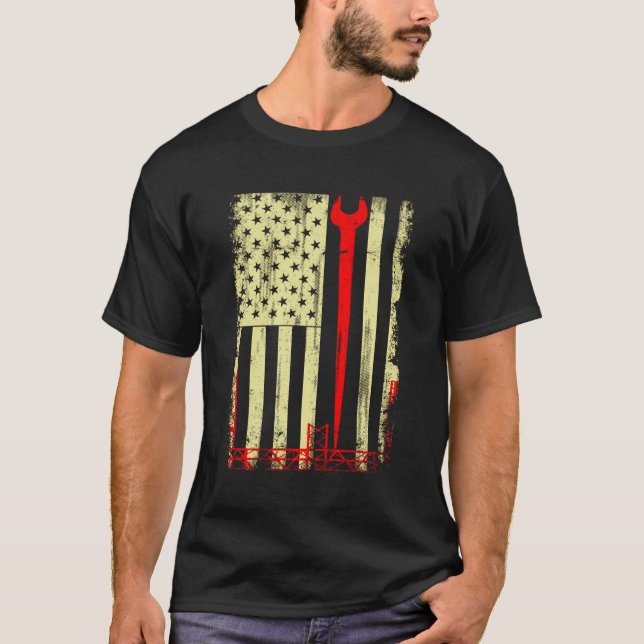 Flagga och Ironworkers Verktyg Funny Ironworkers T Shirt (Framsida)
