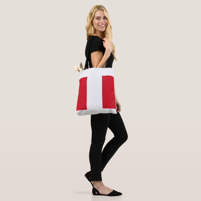 Flagga Peru Tygkasse (På modell)