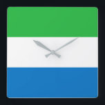 Flagga Sierra Leone Fyrkantig Klocka<br><div class="desc">Sierran Leonean är en vågrät tricolor. Den använda färgen i flagga är blå,  grönt,  vit. Andelen Sierra Leonean är 2:3. Flagga av Sierra Leone antogs 1961.</div>