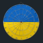 Flagga (Ukraina) Darttavla<br><div class="desc">Detta mönster är utmärkande för Ukrainas flagga, som är ett land i Östra Europa. Ukraina gräns Ryssland till öster och norra öster, Vitryssland i norr, Polen, Slovakien och Ungern till väster samt Rumänien, Moldavien och Svarta havet i söder. Ukraina är Europas näst största land efter Ryssland. Ukrainas huvudstad och största...</div>
