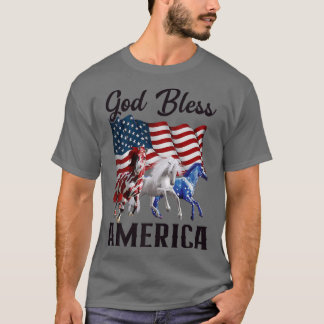 Flagga Välsigna dig Amerika Horses Fjärde juli T Shirt